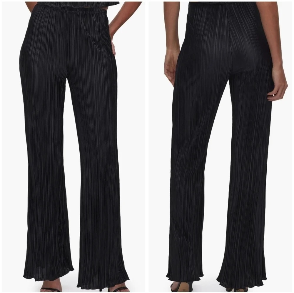 NWT Good American Always Fits Black Plissé Pull-On Pants, Ruffle Hem, Size L/XL.